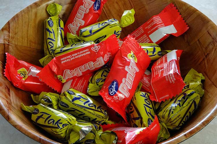 BLOGPOST_HalloweenEtiuquette10272025_3.jpg